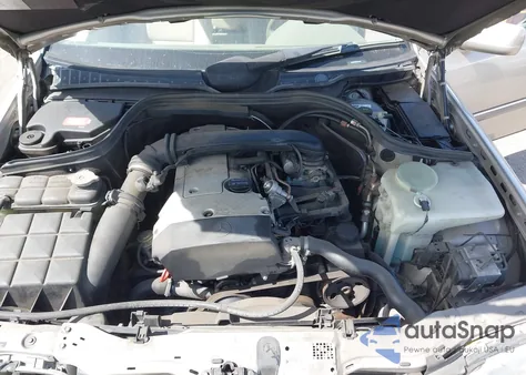 1998 Mercedes-Benz C 230 z USA, uszkodzony, nr VIN WDBHA23G7WA634069